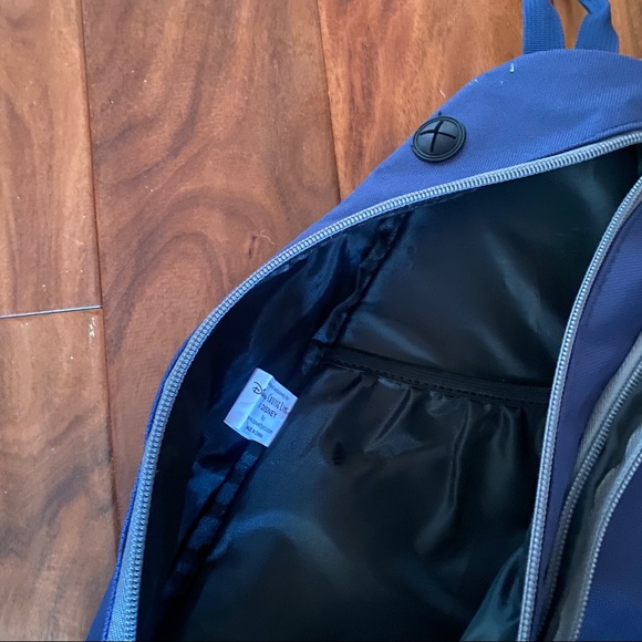 New Disney Cruise Line sling backpack - Picture 6 of 10